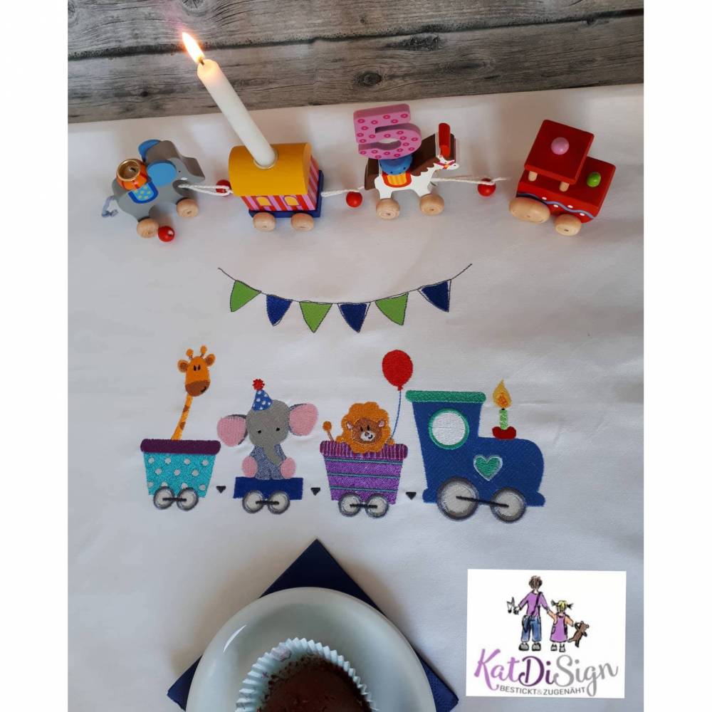 Elefantenparty Set 16x26 & 13x18 Stickdatei - Zug der Tiere - Giraffe - Elefant - Löwe - Wimpelkette Bild 3