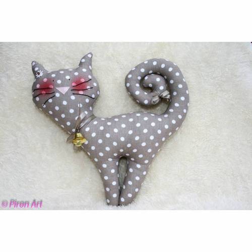 Zauberhaftes Kätzchen grau-braun/ weiß-gepunktet