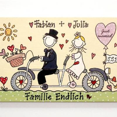 originelles Hochzeitsgeschenk für das Brautpaar: Türschild mit Braut und Bräutigam auf Fahrrad und Namen personalisiert, Hochzeitsdatum integriert, individuelles Design, einzigartige Geschenkidee
