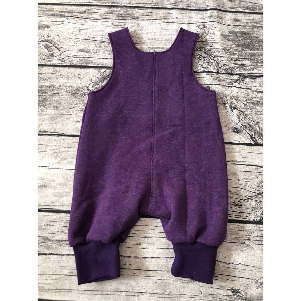 Süße Latzhose / Strampelhose gr.56 lila meliert Einhorn Bild 3