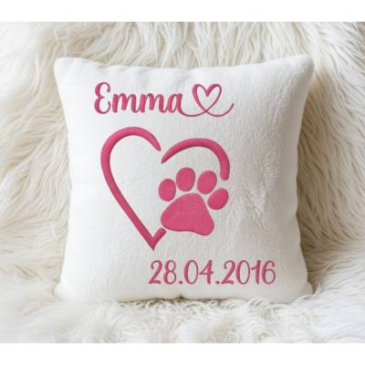 Stickdatei Hund Pfote im Herz – Maschinenstickerei für Heimtierausweis, Kissen & Taschenmotiv