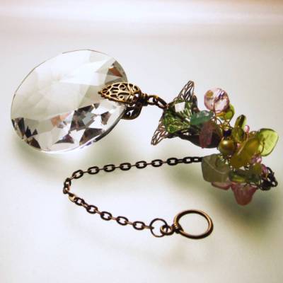 Suncatcher zarte Blüten mit Regenbogen Kristall und Edelsteinbouquet SF-AB-25