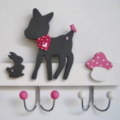 Kindergarderobe Kleiderhaken Holz pink