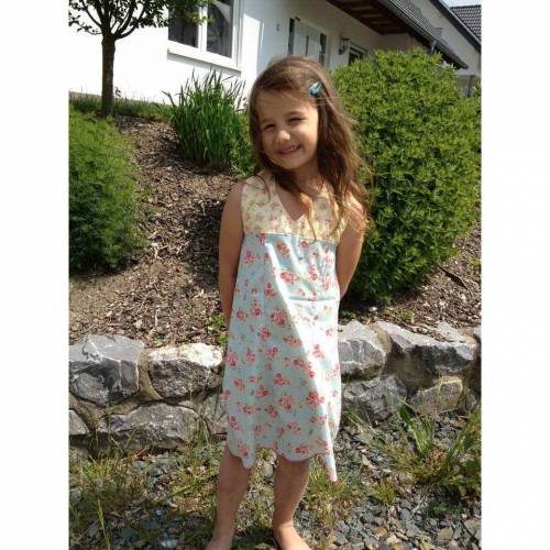 Kindertraum Kleid Rosentraum