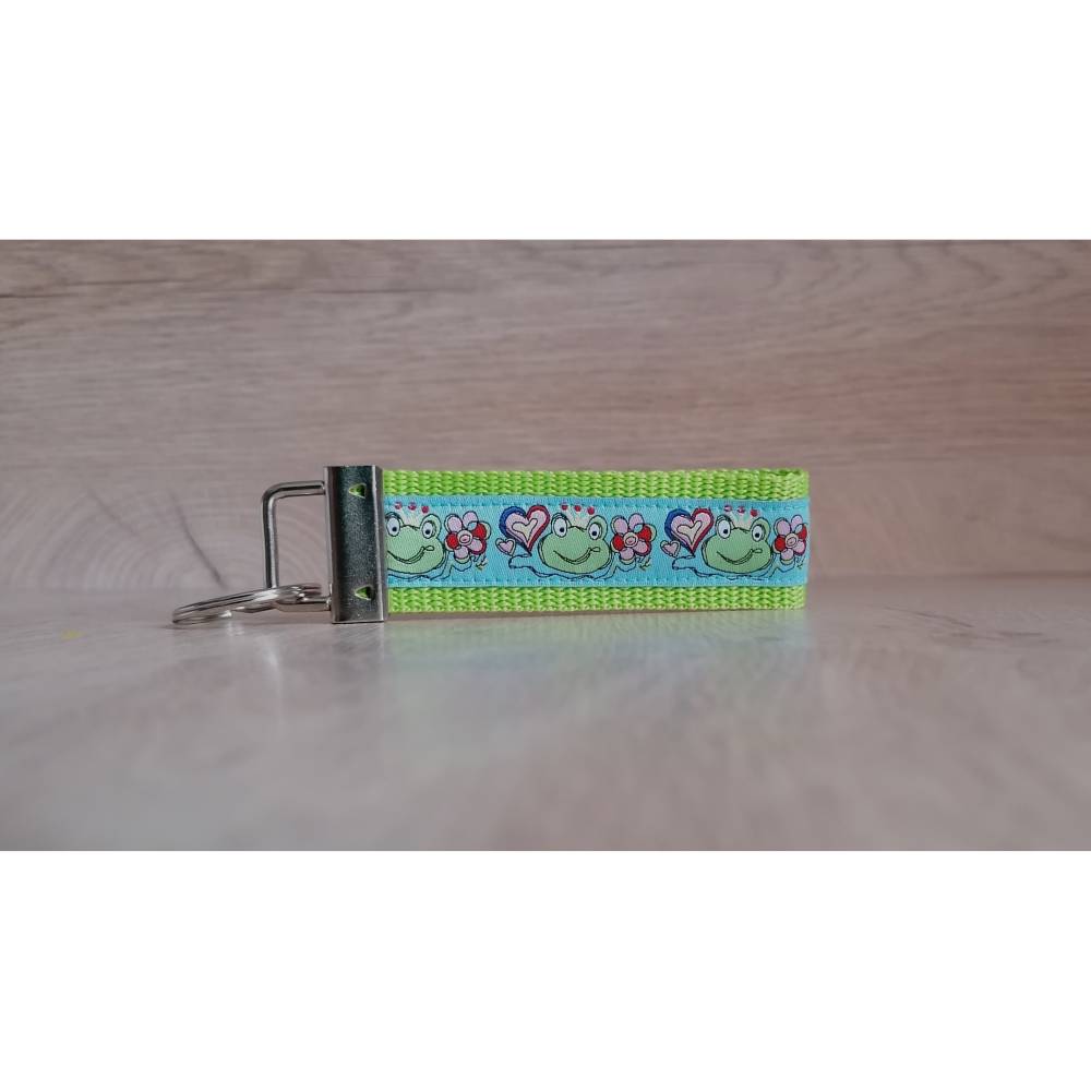 2er Set Frosch Schlüsselanhänger Mit Quak-Geräusch & Buntem Licht – Wiederaufladbarer Anti-Stress Fidget Toy Für Kinder & Erwachsene