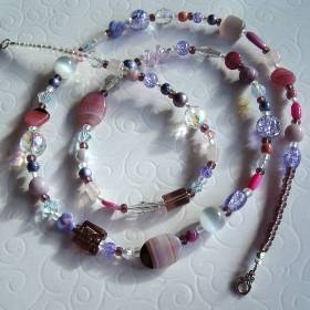 Kette Endloskette Glasperlen Edelsteine rosa hellblau lila