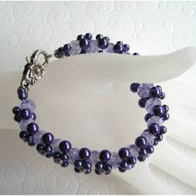 Armband Glasperlenarmband Blütenarmband flieder lila