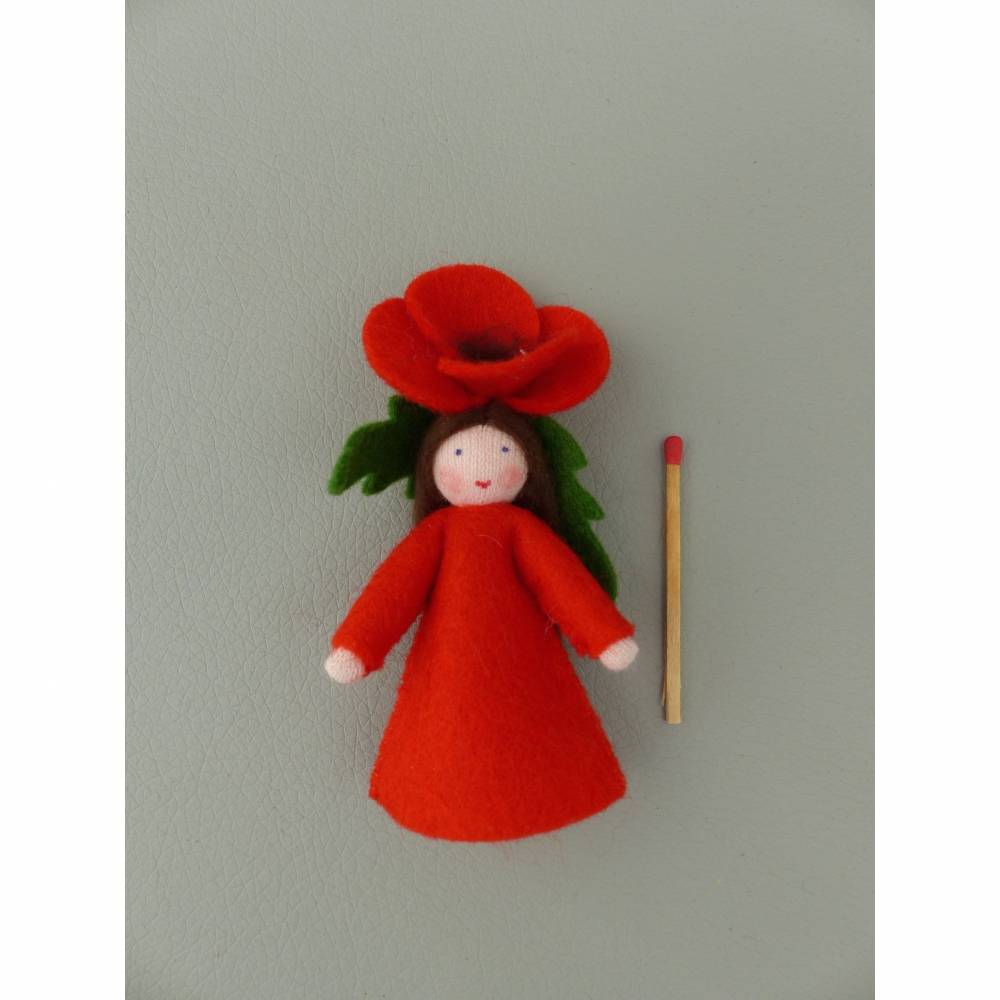 Blumenkind Klatschmohn-Mohn, Jahreszeitentisch Sommer, Filzpüppchen Bild 9