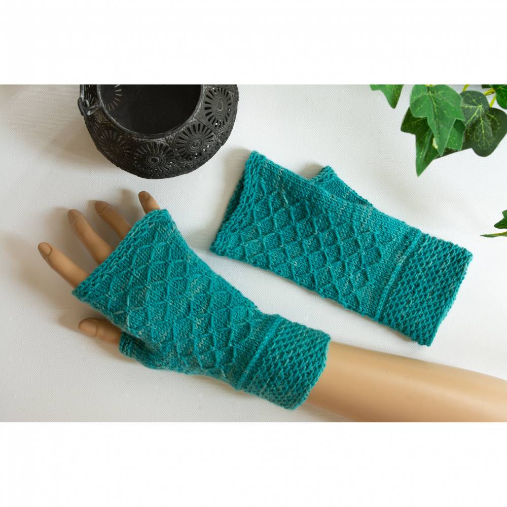 Stulpen mit Daumen, Pulswrmer "Marthe Mitts" (Strickanleitung), Armstulpen  stricken
