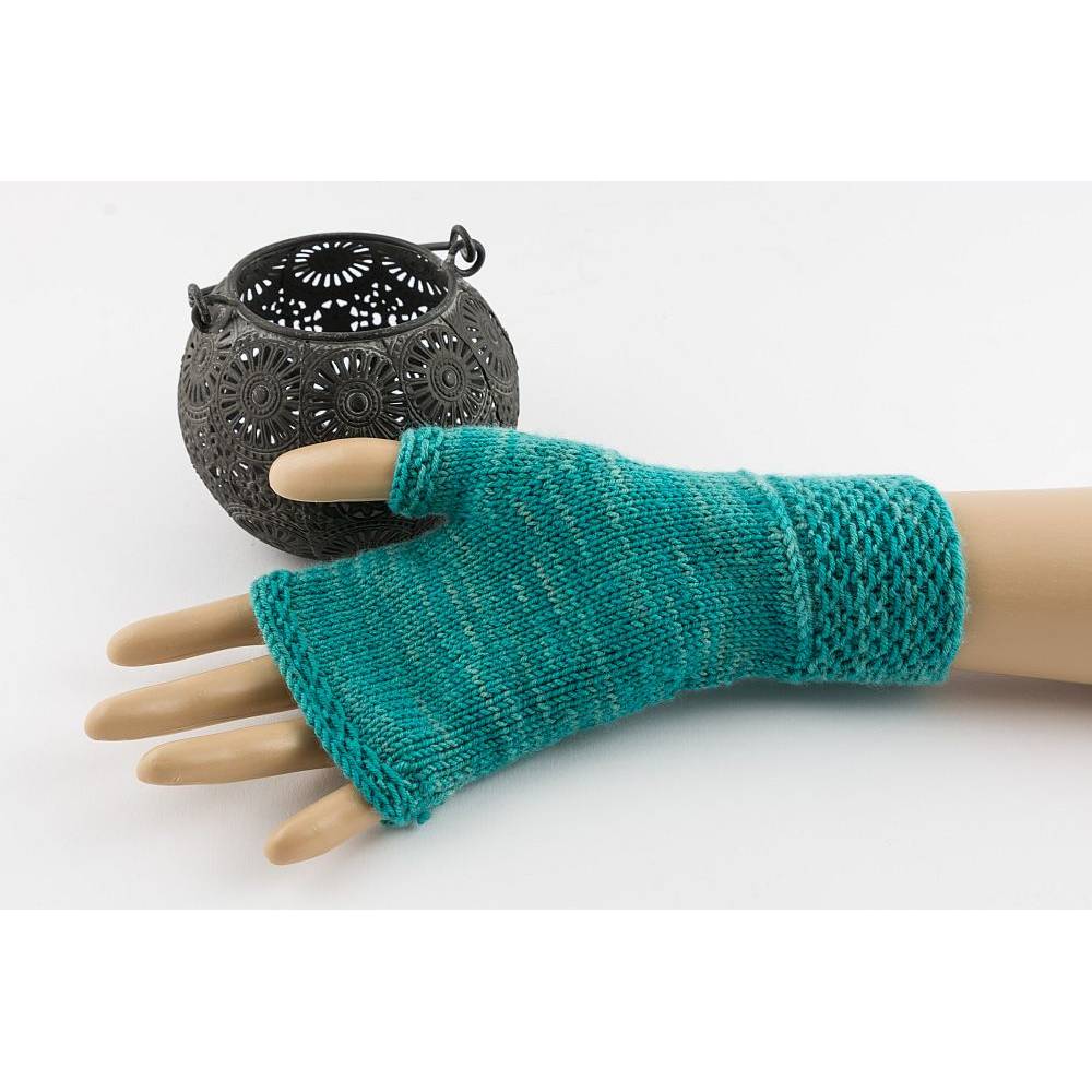 Stulpen mit Daumen, Pulswärmer "Marthe Mitts" (Strickanleitung), Armstulpen stricken Bild 5
