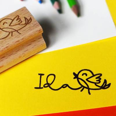 Kinderstempel mit Name und kleinem Vogel, Vorschulkind, Einschulung, Kindergartenkind, Schultüte, Einschulungsgeschenk