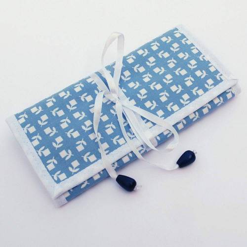 Schmuckrolle hellblau