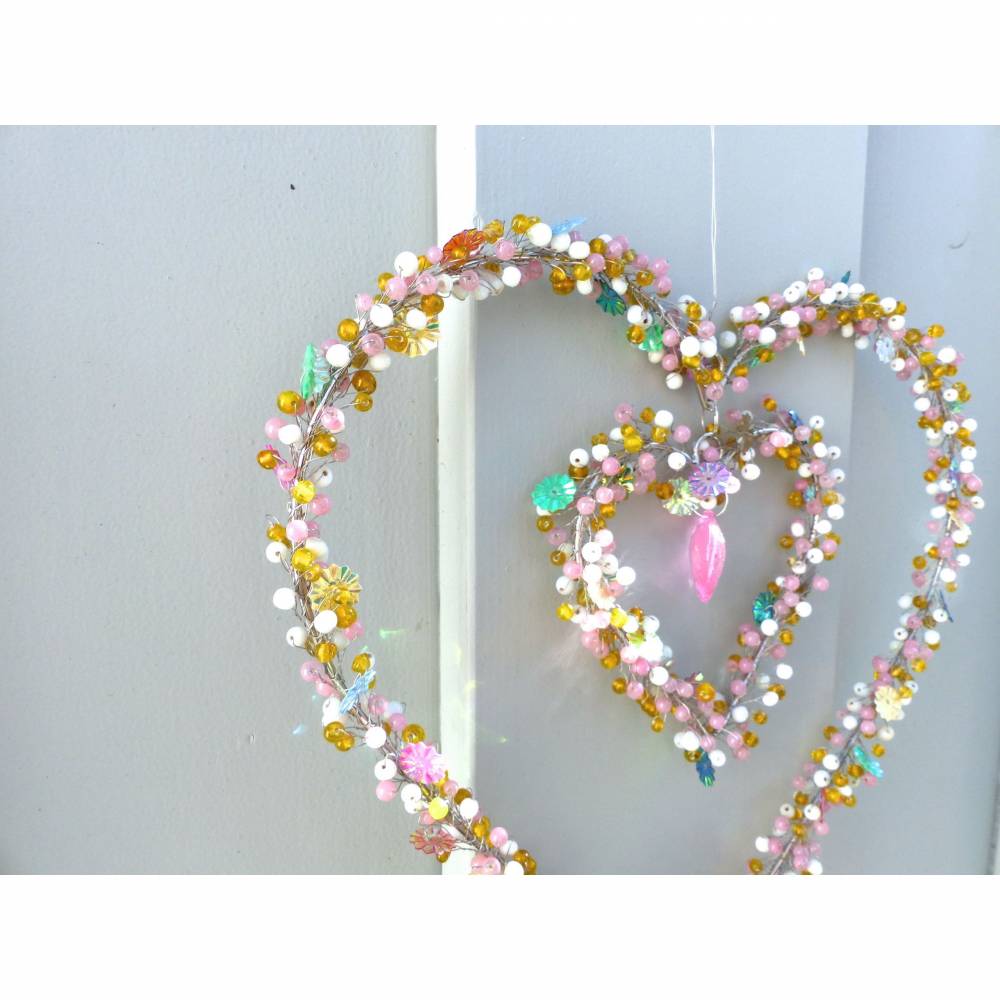 Perlen-Draht-Herz, Fensterdeko, "Türkranz", Geschenk Muttertag Bild 5