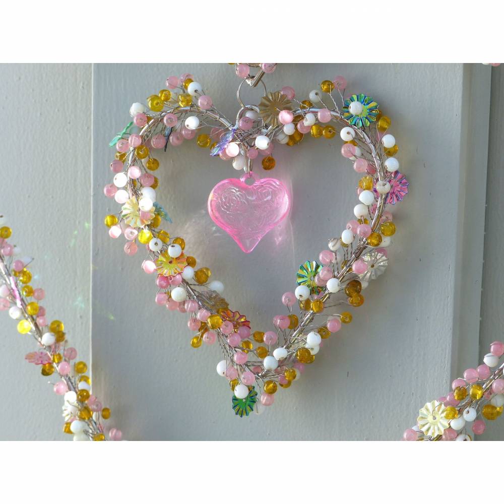 Perlen-Draht-Herz, Fensterdeko, "Türkranz", Geschenk Muttertag Bild 6