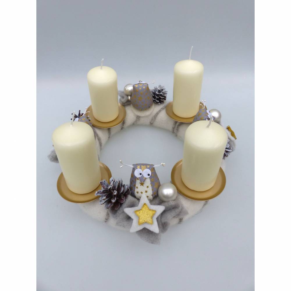 Adventskranz aus Filz mit Eulen in weiß-gold Bild 2