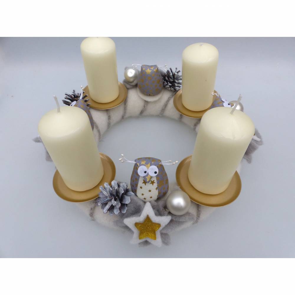 Adventskranz aus Filz mit Eulen in weiß-gold Bild 6