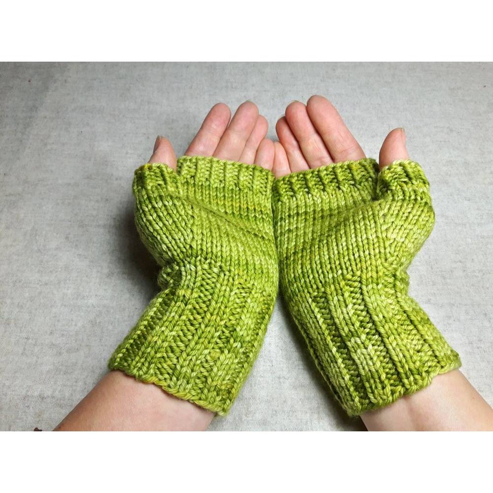 Strickanleitung Armstulpen, Anleitung fr Handschuhe, Strickmuster  Handstulpen Erwachsene, Handschuhe Stricken DIY, Strickmuster Armstulpen