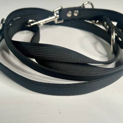 Gummierte Hundeleine - 2 Meter - 3 fach verstellbar - schwarz