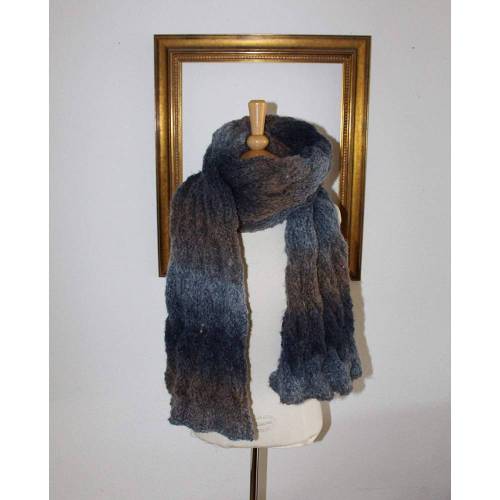 handgestrickter, großer Zopfmuster-Schal mit Mohair