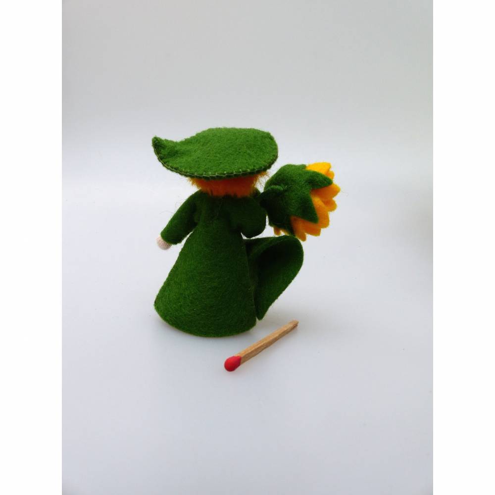 Blumenkind Sonnenblume, Jahreszeitentisch Sommer/ Herbst, Filzpüppchen Bild 3