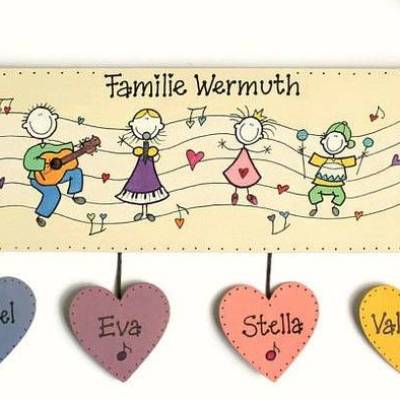 Personalisiertes Familienschild aus Holz mit Namen und Instrumenten, Haustürschild für die musikalische Familie individuell gesaltet, dekoratives Türschild für den Eingang, einzigartiges Familiengeschenk