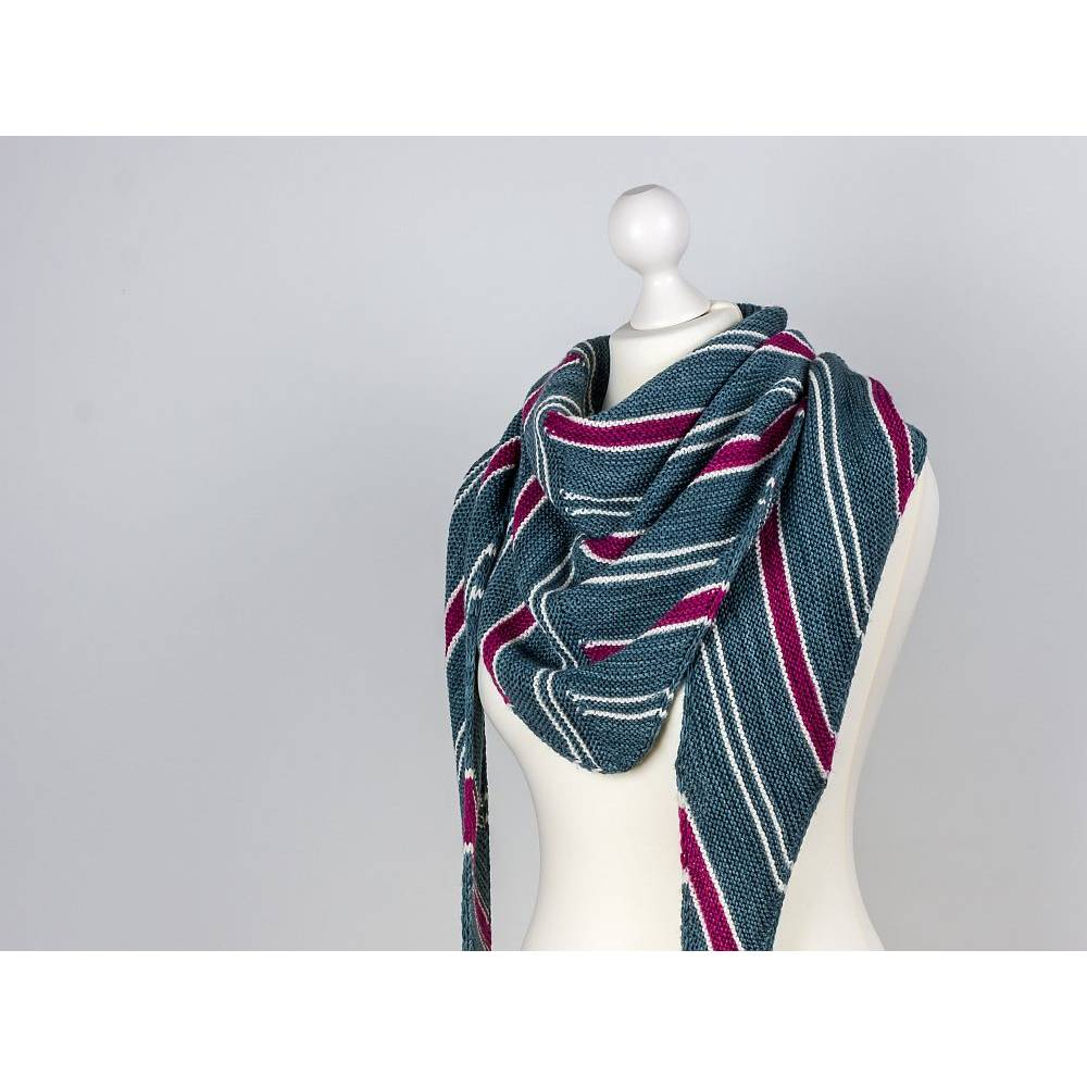 Strickanleitung Dreieckstuch mit Streifen Drifting Lines Bild 3