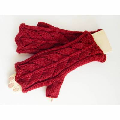 Stulpen, Pulswärmer mit Lochmuster, mit Daumen, handgestrickte Marktfrauen-Handschuhe, Arm-Stulpen, Handstulpen, weinrot, rot