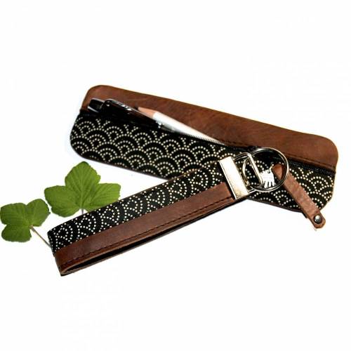 Federmäppchen Leder & Stoff „Wellen” schwarz