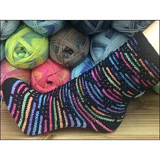 Mappe *Socks LeftOver* - 6 Strickanleitungen & 6 zusätzliche Muster für zweifarbige kreative Socken Bild 3