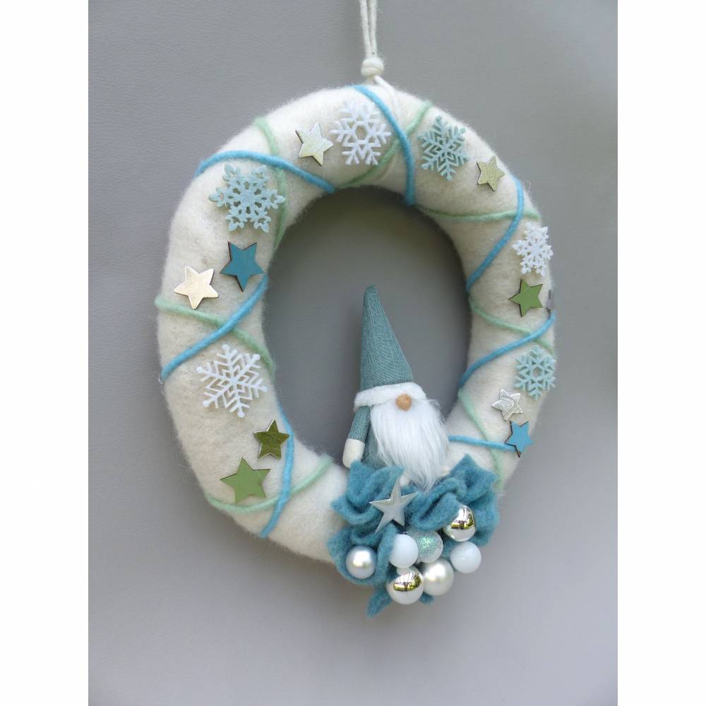 Türkranz aus Filz, Winterkranz, Deko-Kranz für den Winter, Adventskranz mit Wichtel Bild 4