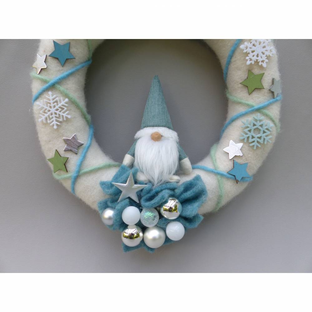 Türkranz aus Filz, Winterkranz, Deko-Kranz für den Winter, Adventskranz mit Wichtel Bild 5