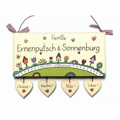 Personalisiertes Türschild Familie mit Namen & Herzanhänger – handgemaltes Haustürschild aus Holz, wetterfest & einzigartig, individuelles Familientürschild für den Hauseingang
