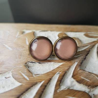 nude gold schimmernd rosegold Ohrringe Cabochonschmuck verschiedene Fassungen handbemalt