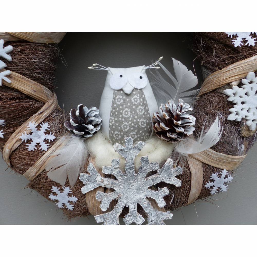 Türkranz für den Winter, Winterkranz, Deko-Kranz mit Stoff-Eule Bild 7