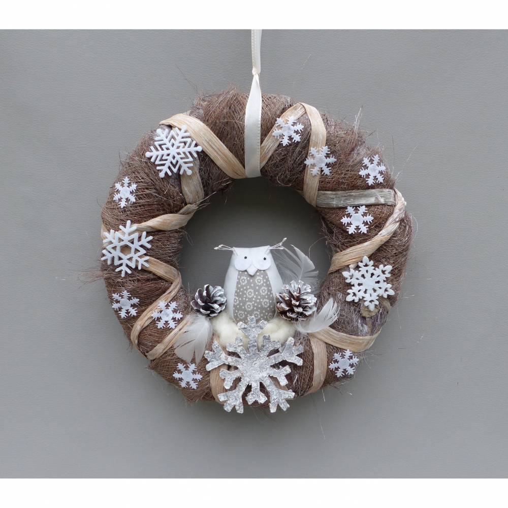 Türkranz für den Winter, Winterkranz, Deko-Kranz mit Stoff-Eule Bild 8