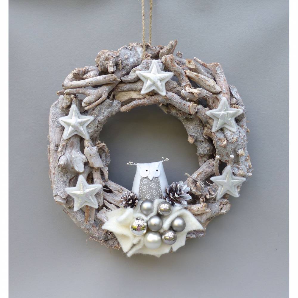 Winterkranz, Winter-Türkranz Treibholz, Deko-Kranz, Adventskranz mit Stoff-Eule Bild 3