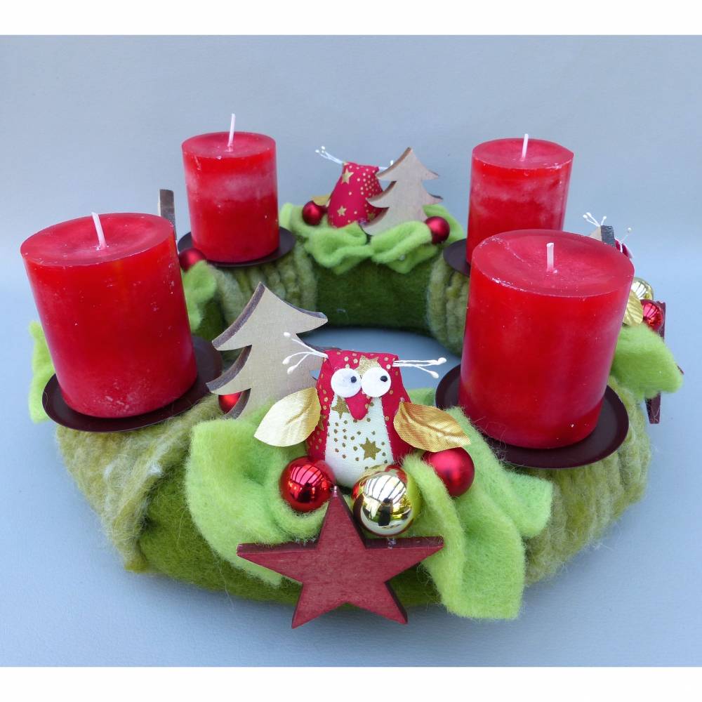 Adventskranz aus Filz mit Eulen in Rot-Grün Bild 4