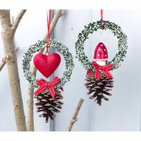 Fensterdeko, Fensterschmuck Winter-Advent-Deko mit Fliegenpilz oder Herz