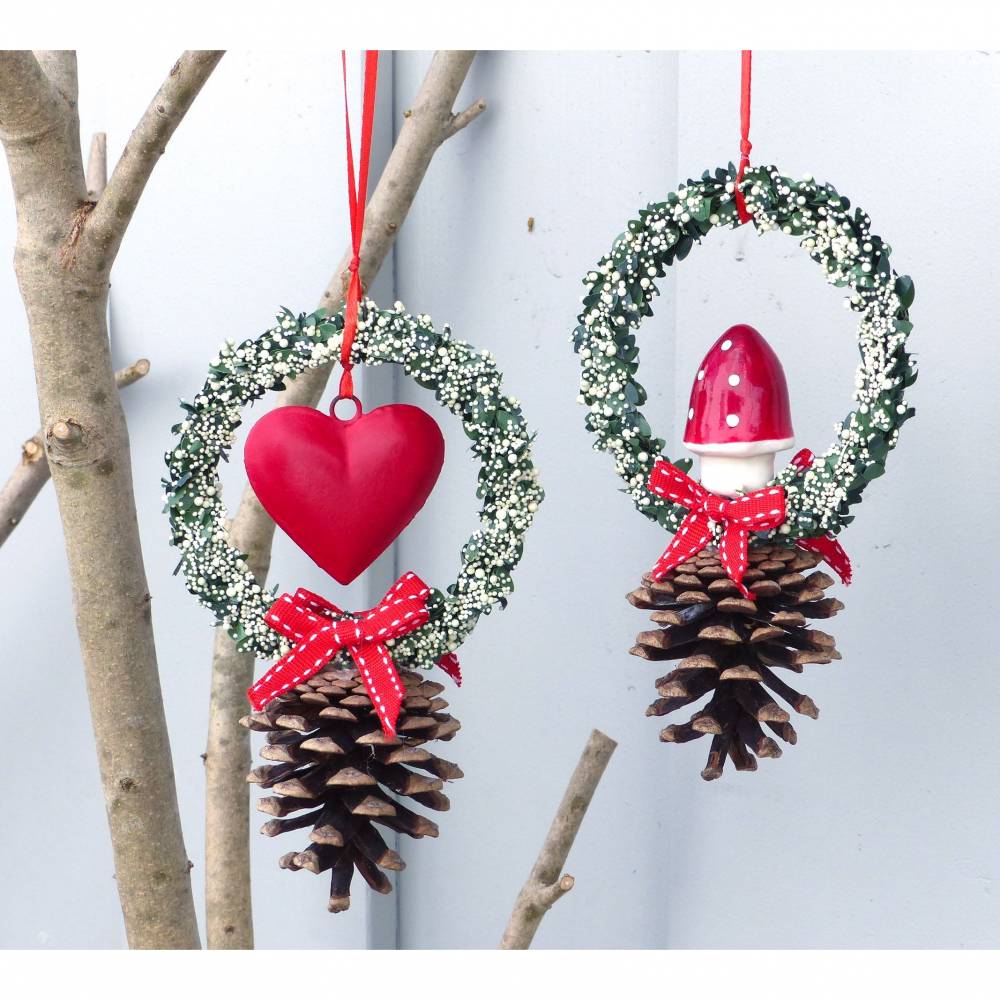 Fensterdeko, Fensterschmuck Winter-Advent-Deko mit Fliegenpilz oder Herz Bild 2