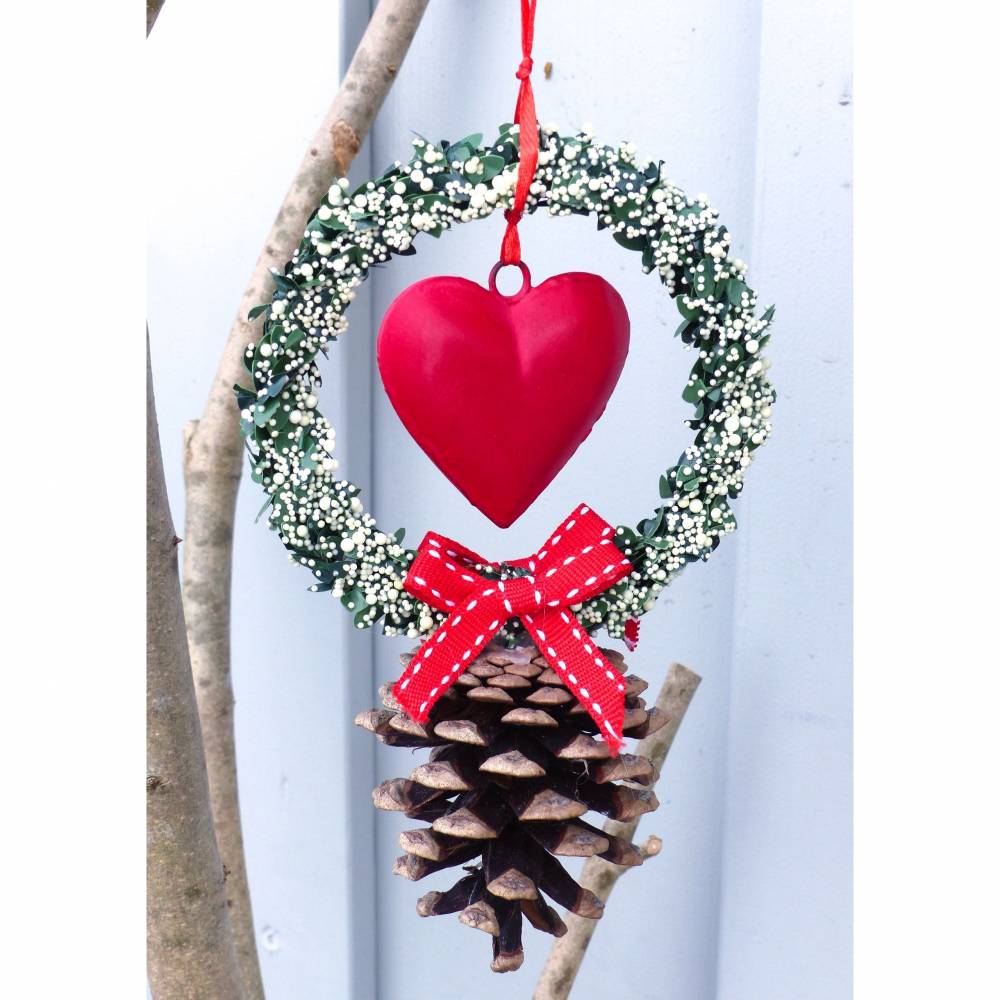 Fensterdeko, Fensterschmuck Winter-Advent-Deko mit Fliegenpilz oder Herz Bild 5