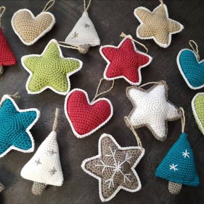 Anleitung  - "Weihnachtsanhänger" gehäkelt ** Herz, Stern, Tannenbaum und Kranz mit Glöckchen