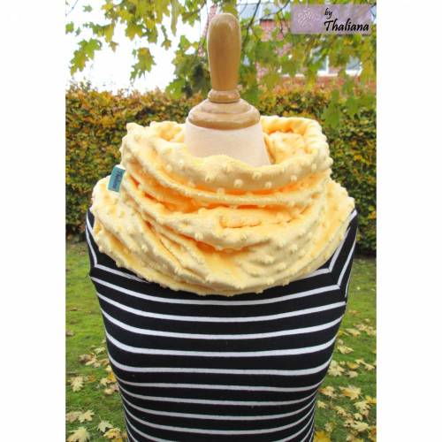 zartgelbe Punkte Loop kuscheliger Loopschal gelb