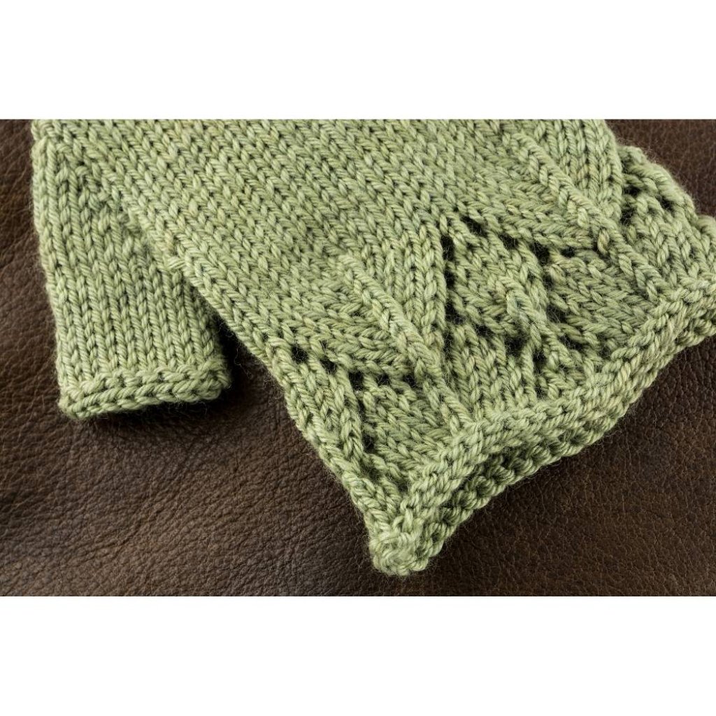 Elegante Stulpen mit Lochmuster Leah; (Strickanleitung), Armstulpen stricken Bild 4