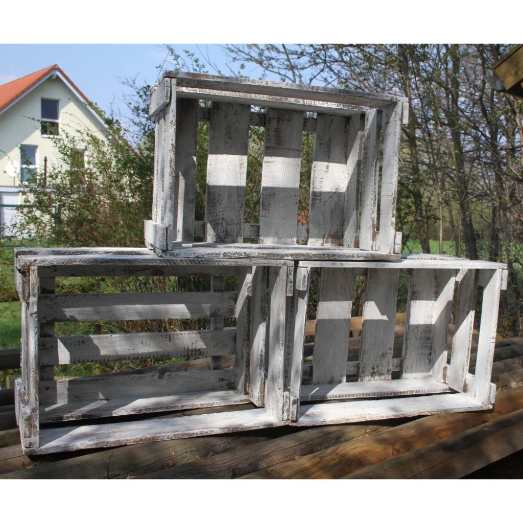 alte Weinkisten Holzkisten weiß Shabby-Chic