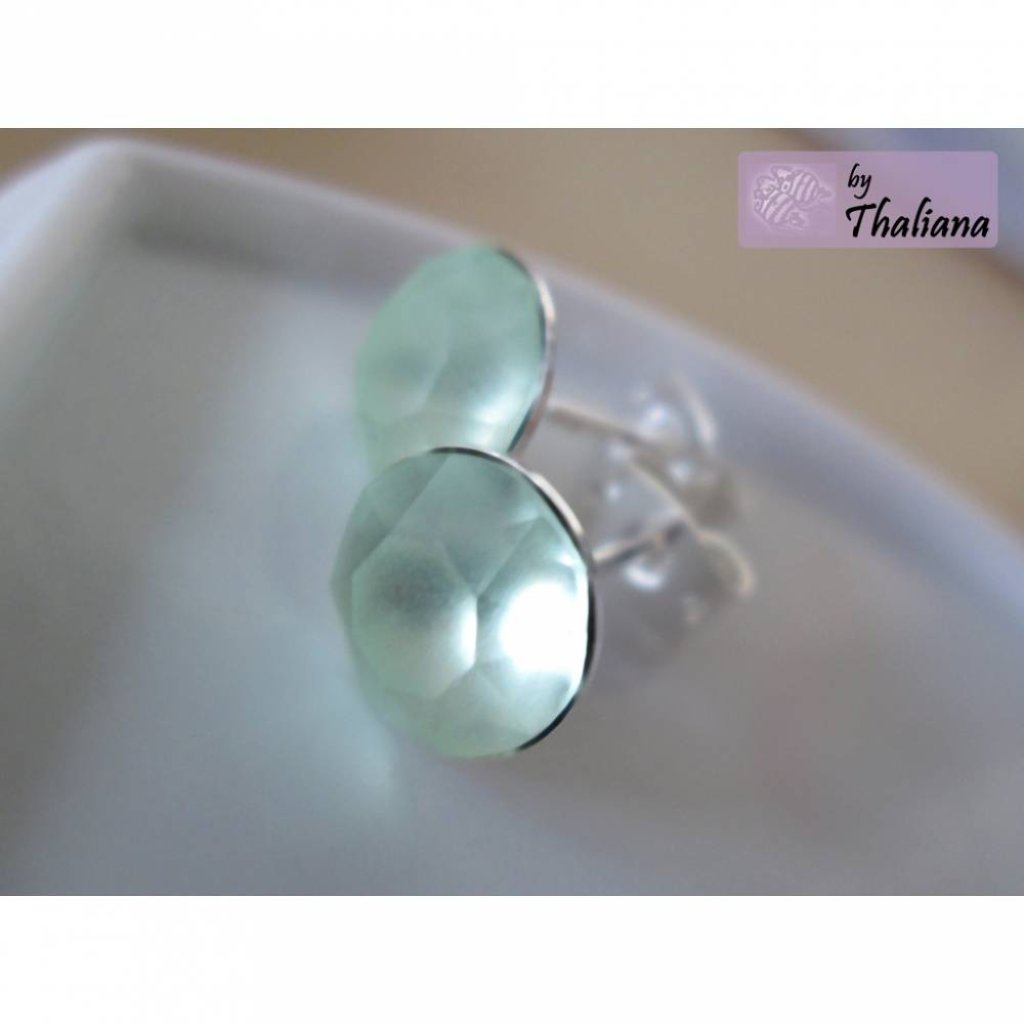 matt mintgrüne Ohrstecker MINZELFE Ohrstecker Bild 3