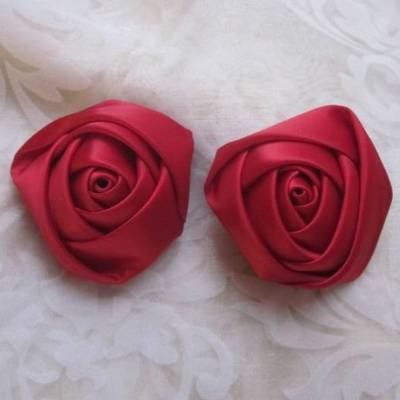 Blumen Magnete "Irrésistible" 2er Set groß rot Landhaus romantisch Satin Rose Küchenma