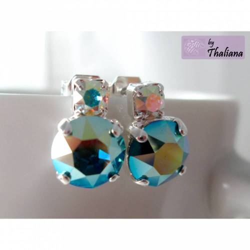 glitzernde FUNKEL Ohrstecker hellblau mirror edel