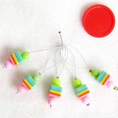 5er Set Maschenmarkierer mit bunten Würfeln – Stricken, Häkeln, Handarbeit, Geschenkidee, Adventskalenderfüllung