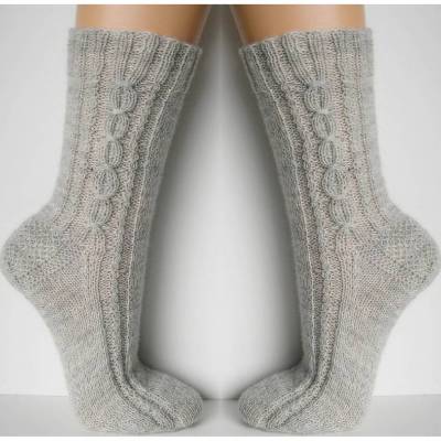 Trachtensocken Damen ab Gr. 36 - 41,  Damensocken, Wollsocken gestrickt, Socken Zopfmuster, handgestrickte Trachtensocken, Socken Tracht