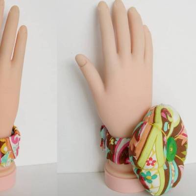 Nadelbuch, Nadelheft, Nadelkissen fürs Handgelenk, Arm-Nadelkissen, Nadel-Kissen, Handgelenk-Nadelkissen, Nadelkissen